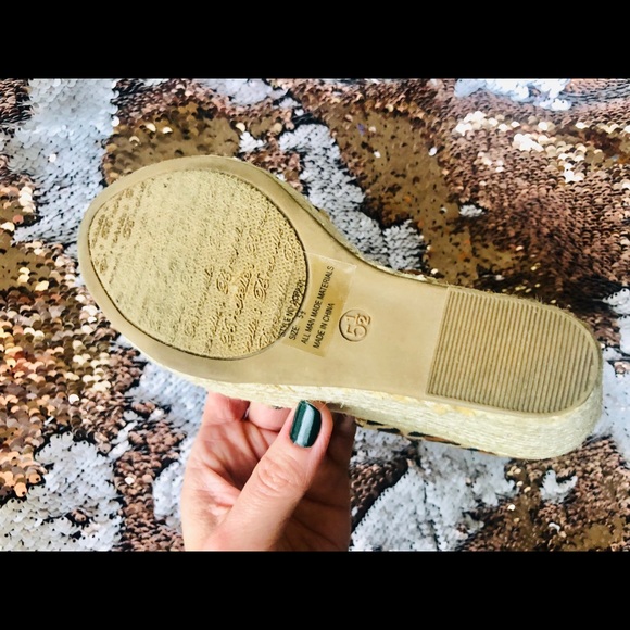 🐆♥️LEOPARD LOVE ♥️🐆Breckelles Wedges size 5.5 - Picture 6 of 6